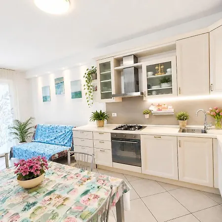 Anna Apartman Misano Adriatico